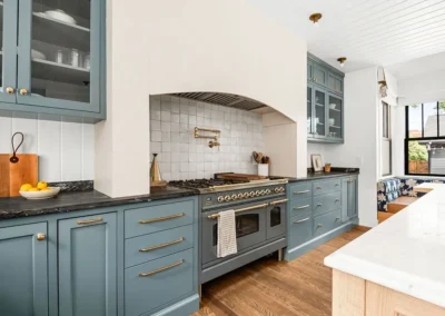 Natural stone and quartz in Kitchen.